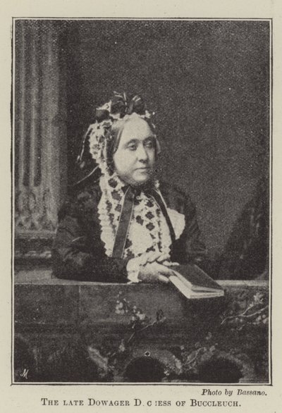 Feu la duchesse douairière de Buccleuch - English Photographer