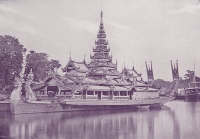 La Barge Dorée du Dernier Roi de Birmanie - English Photographer
