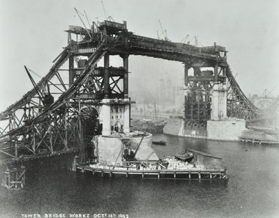 Pont de la Tour en construction, 1892 - English Photographer