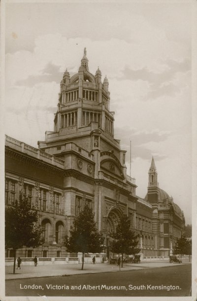 Musée Victoria et Albert, South Kensington, Londres - English Photographer