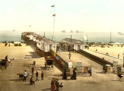 Jetée Britannia, Yarmouth - English School