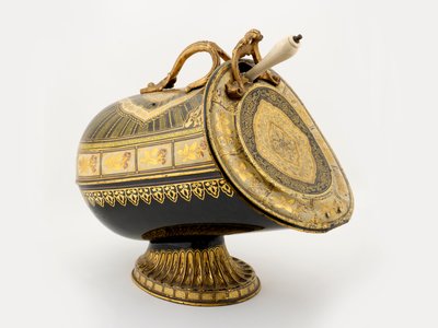 Seau à charbon par Henry Loveridge & Co., vers 1880-1927 - English School