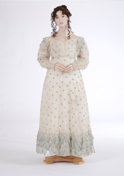 Robe de jour, vers 1815 - English School