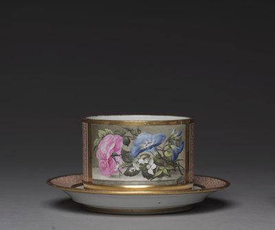 Plat, fabriqué par Worcester Porcelain Factory, vers 1810 - English School