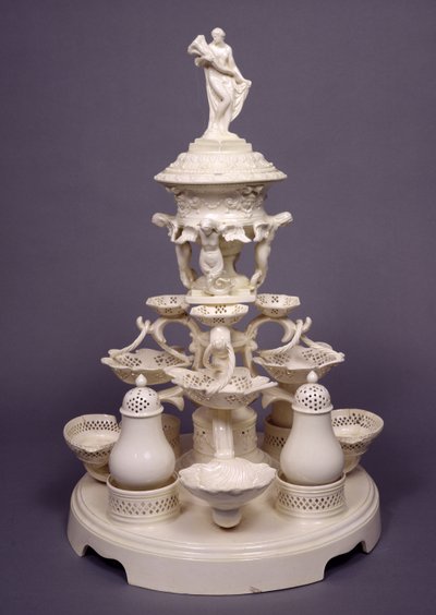 Grand plat de ménage ou centre de table, Leeds Pottery, vers 1780 (faïence) - English School