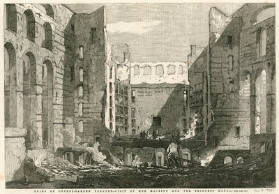 Sa Majesté, accompagnée de la Princesse Royale, visitant les ruines du Théâtre de Covent Garden, Londres - English School