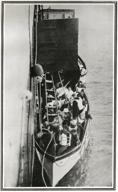 Comment les survivants du Titanic ont été récupérés par le Carpathia (détail) - English School