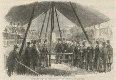 Lord Berners posant la première pierre du Hall agricole - English School