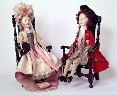 Lord et Lady Clapham, poupées en bois fabriquées à l