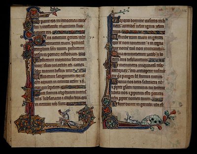 Ms 1-2005, ff.115v-116r : Chasse au lapin chevauchant un chien, décoration marginale du Psautier de Macclesfield, Usage de Sarum, East Anglia, vers 1330 - English School
