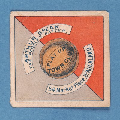 Jouez Town Club. Arthur Speak le Chapelier du Peuple, 54 Market Place, BP. Aukland - English School