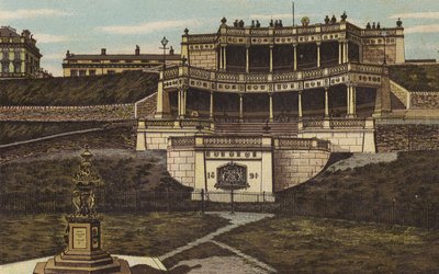 Plymouth : La Colonnade sur le Hoe - English School