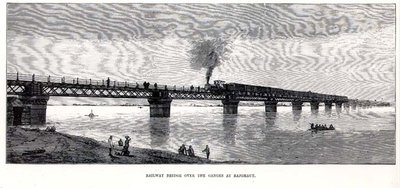 Pont ferroviaire sur le Gange à Rajghaut - English School