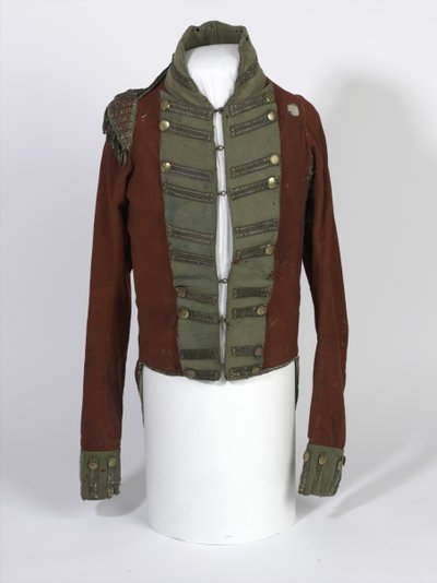 Habit à queue courte, officiers de la compagnie légère, 2e Bn 69e régiment (South Lincolnshire), porté pendant la campagne de Waterloo par le Lt Henry Anderson, vers 1815 - English School
