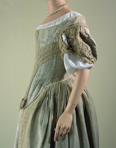 Robe en tissu d
