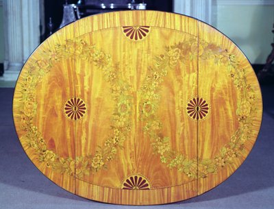 Vue de dessus de table Pembroke de style Hepplewhite, fin XVIIIe siècle - English School