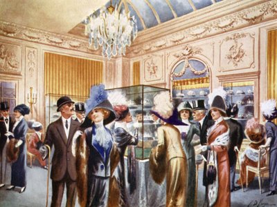 Exposition de la tiare de couronnement, avril 1911, chez Cartier - English School