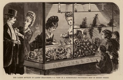 La dernière nouveauté en coiffure féminine, une vue dans une boutique de fruits à la mode de Regent Street - English School