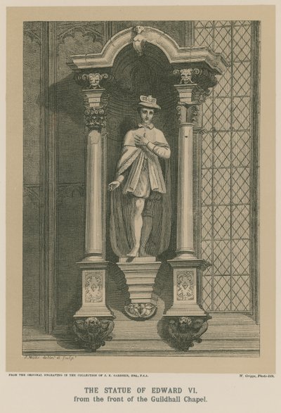 La statue du roi Édouard VI depuis le devant de la chapelle de Guildhall - English School