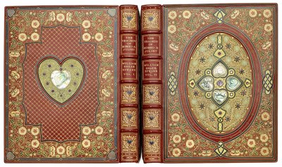 Ensembles de couvertures supérieure et inférieure, avec motifs de cœur et de fleurs, vers 1920 - English School