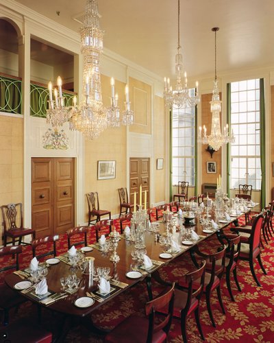 Vue de la salle des livrées - English School
