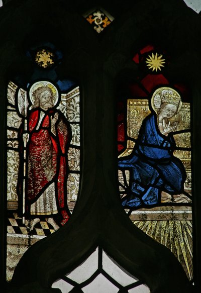 Fenêtre N5 représentant le Couronnement de la Vierge et Saint Matthias - English School