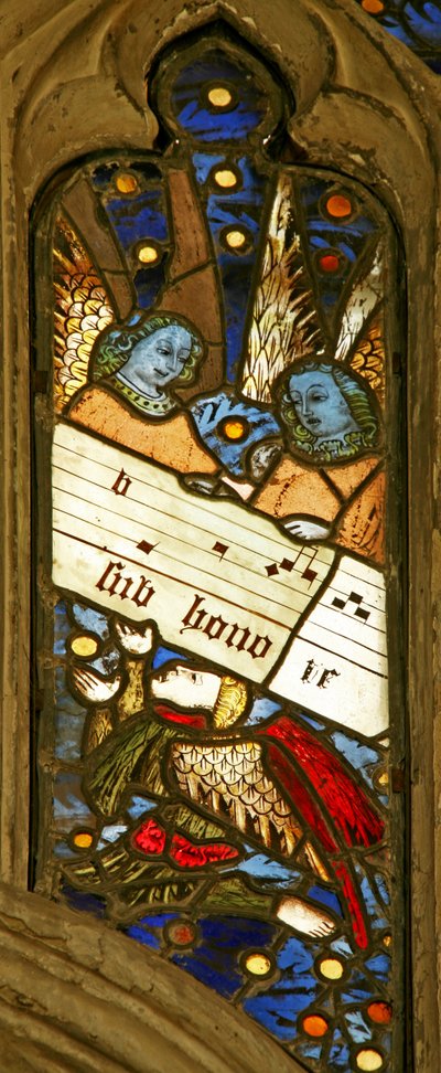 Fenêtre n2 représentant la chorale angélique avec une partition musicale - English School