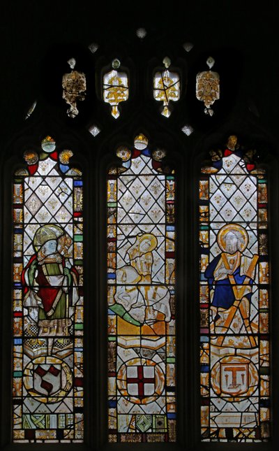 Fenêtre représentant Saint Patrick, Saint Georges, Saint André - English School