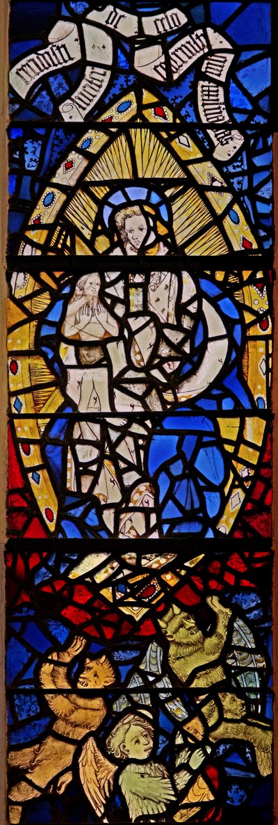 Fenêtre s2 représentant la Femme vêtue de soleil avec la lune sous ses pieds et l