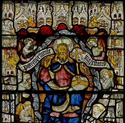 Fenêtre w24 représentant le Te Deum : Dieu et les anges - English School