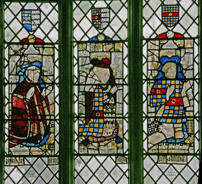Fenêtre w5 représentant Sir Ralph Joscelin, Elizabeth Joselin Clifford, Sir Robert Clifford - English School