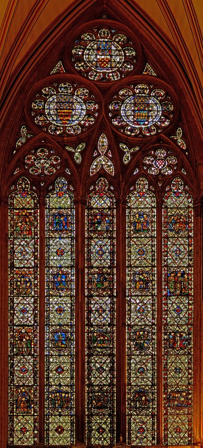 Fenêtre w61 représentant des scènes de la vie de Saint Thomas Becket : aussi Sainte Marguerite, Saint Nicolas, Saint Jean Baptiste et Saint Edmond - English School