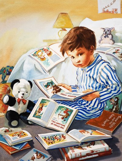 Jeune Garçon lisant des livres d