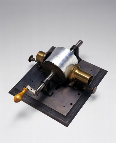 Réplique du Premier Phonographe, Inventé par Thomas Alva Edison (1847-1931) en 1877 - English School English School