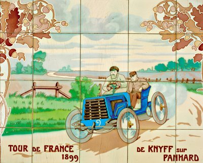 De Knyff conduisant une voiture Panhard lors du Tour de France de 1899 : carreaux de céramique fabriqués par Gilardoni Fils et Cie de Paris, d