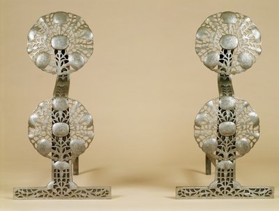 Paire de chenets, fabriqués par Alfred Bucknall, 1904 - Ernest William Gimson