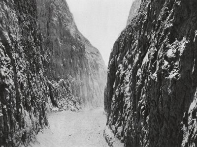 Pingyangfu, Shansi, Défilé dans le Loess - Ernst Boerschmann