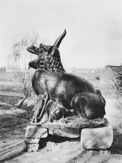 Taiyuanfu, Shansi, Licorne en bronze gardant la rivière Fen - Ernst Boerschmann