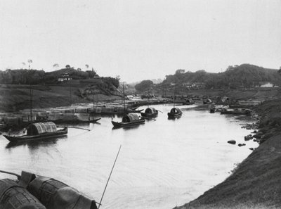Tzeliutsing, Szechuan, bateaux de sel dans le quartier industriel des puits de sel - Ernst Boerschmann