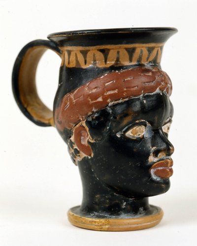 Vase étrusque en forme de tête d