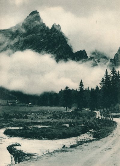 Groupe Pala dans les nuages, San Martino di Castrozza, Dolomites, Italie, 1927 - Eugen Poppel