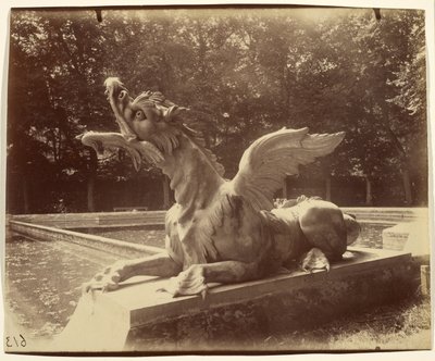 Grand Trianon, Dragon par Hardy - Eugène Atget