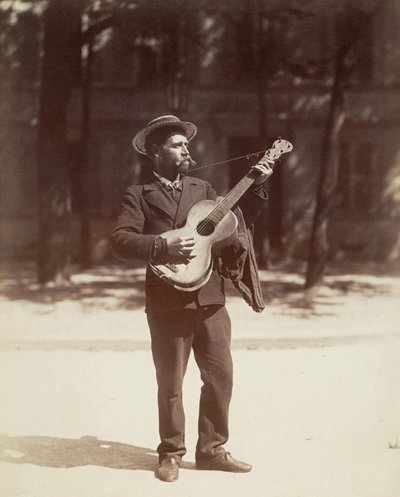 Joueur de guitare, Paris - Eugène Atget