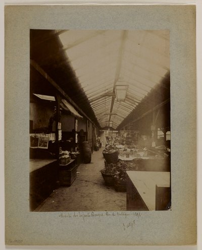 Marché des Enfants-Rouges, rue de Bretagne, 3e arrondissement, Paris - Eugène Atget