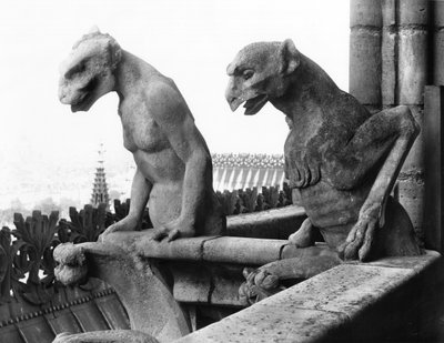 Gargouilles de la balustrade de la Grande Galerie de la façade ouest, réplique d