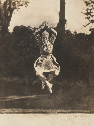 [Nijinsky dans Danse siamoise des Orientales], 1910 - Eugène Druet