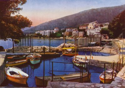 Abbazia, maintenant Opatija en Croatie : Petit port avec vue sur la promenade sud - European Photographer