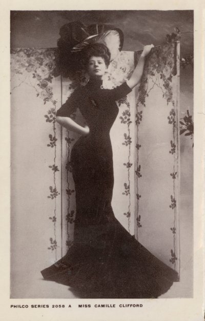Camille Clifford, actrice de théâtre née en Belgique - European Photographer