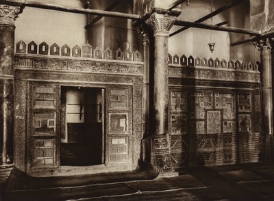 Kairouan, Loge royale dans la Grande Mosquée (photo n/b) - European Photographer