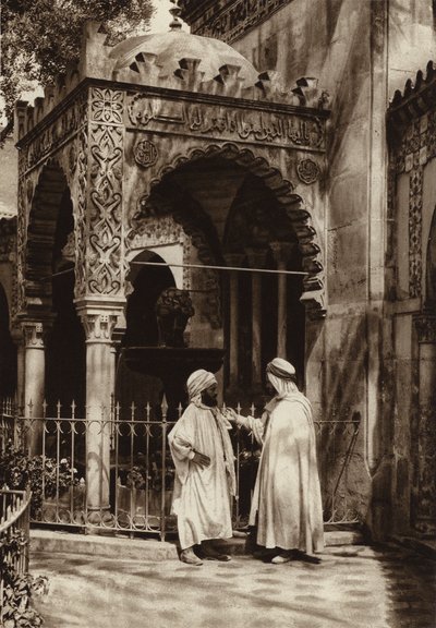 Oran, Fontaine de la mosquée (photo n/b) - European Photographer
